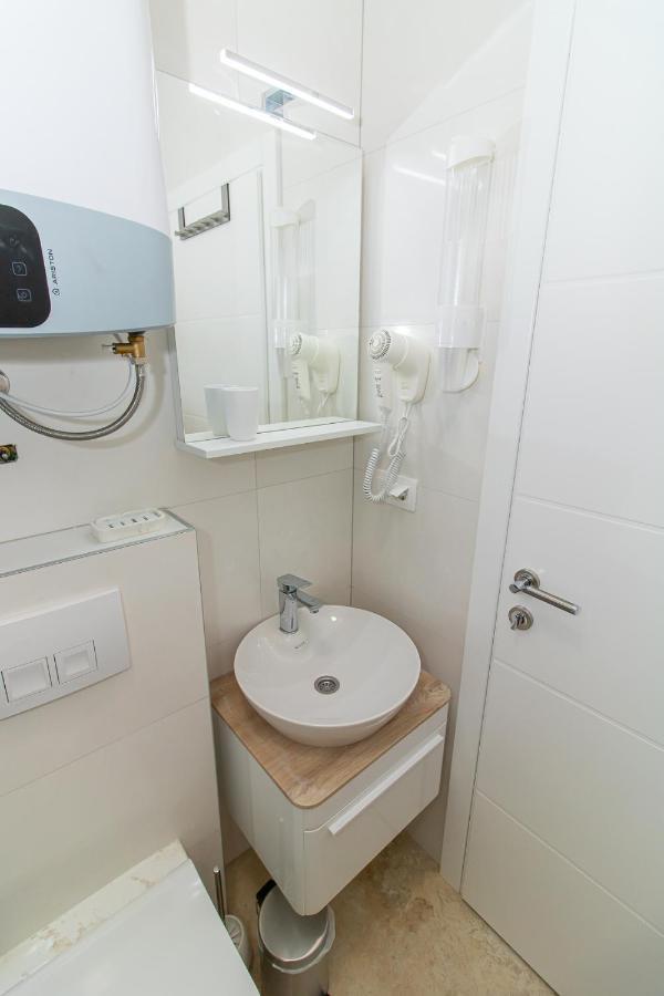 Luxury Apartments Iris Mostar Zewnętrze zdjęcie
